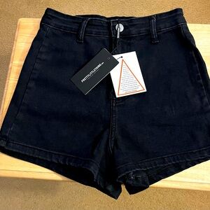 NWT PRETTY LITTLE THING Washed Black Denim Shorts With Stretch Size 4.